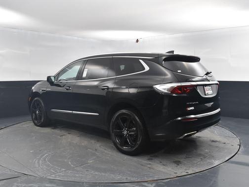 2023 Buick Enclave Essence FWD