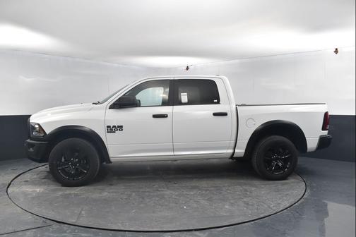 2024 RAM 1500 Classic Warlock Crew Cab 4x4 5'7' Box