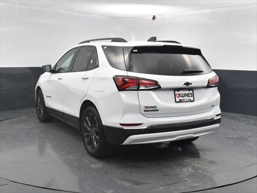 2022 Chevrolet Equinox FWD RS