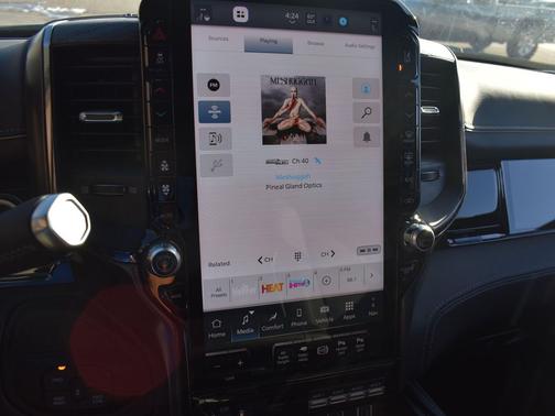 2026 RAM 3500 Limited Crew Cab 4x4 8' Box