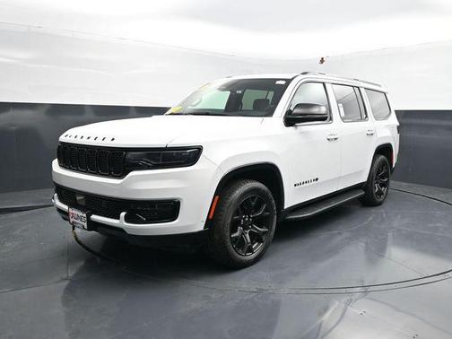 Bright White Clearcoat 2024 Jeep Wagoneer Series II Carbide