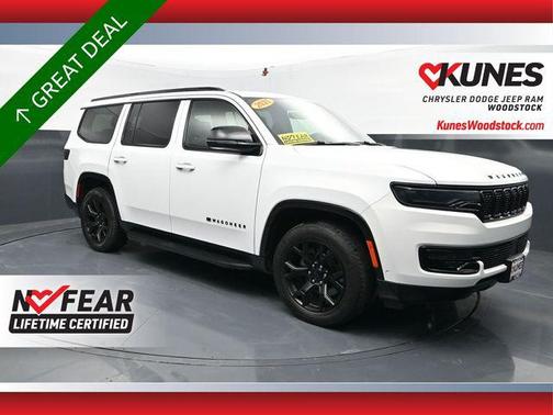 Bright White Clearcoat 2024 Jeep Wagoneer Series II Carbide