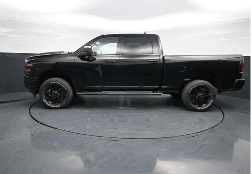 Diamond Black Crystal Pearlcoat 2026 RAM 2500 Black Express Crew Cab 4x4 6'4' Box