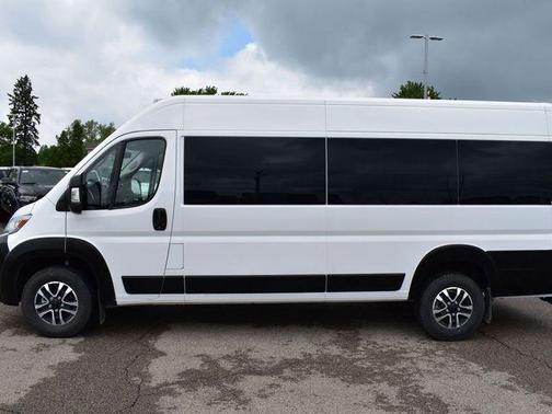 Bright White Clearcoat 2025 RAM ProMaster 3500 High Roof