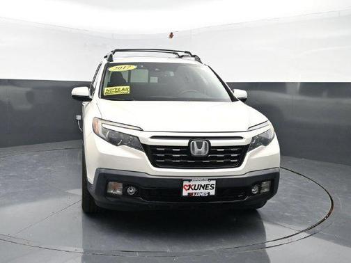 White Diamond Pearl 2017 Honda Ridgeline RTL-E