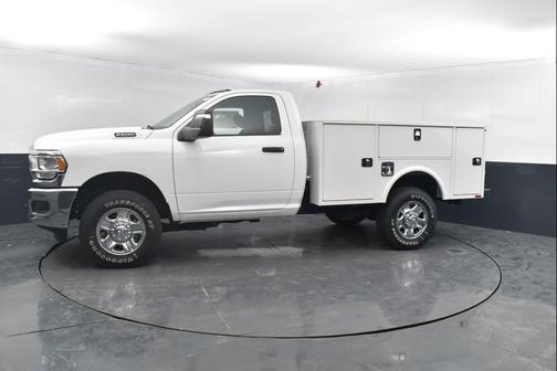 2024 RAM 2500 Tradesman Regular Cab 4x4 8' Box