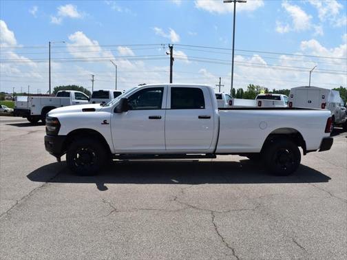 2025 RAM 2500 Tradesman Crew Cab 4x4 8' Box