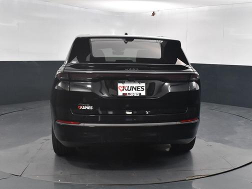 2025 Jeep Wagoneer S Launch Edition