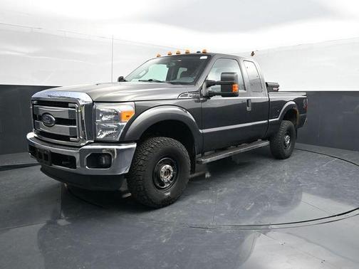Magnetic 2016 Ford F-250 XLT