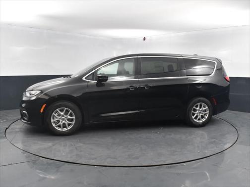 2025 Chrysler Pacifica L