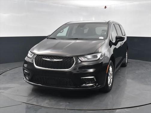 2025 Chrysler Pacifica L