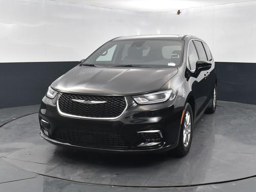 2025 Chrysler Pacifica L