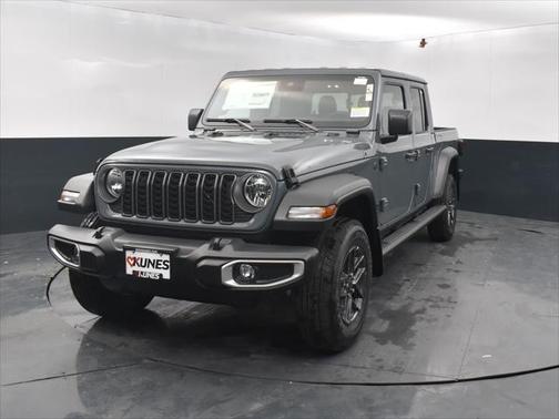 2025 Jeep Gladiator Sport S