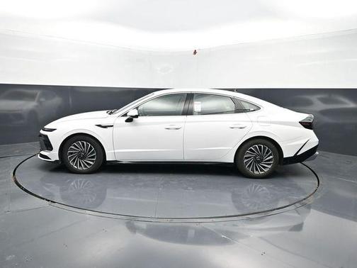 Serenity White 2025 Hyundai SONATA Hybrid SE