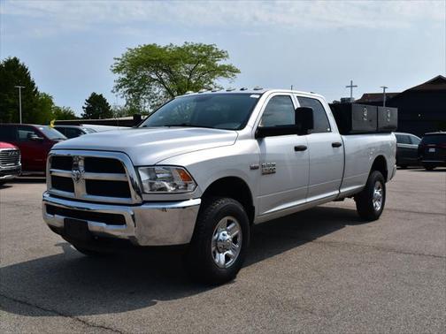 2018 RAM 2500 Tradesman Crew Cab 4x4 8' Box
