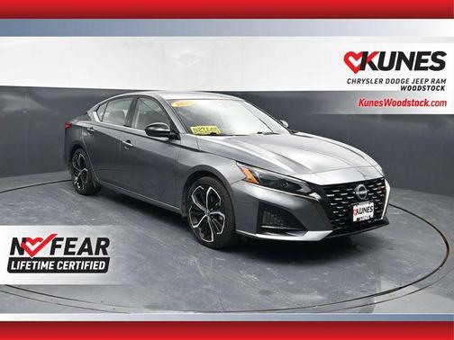 Gun Metallic 2025 Nissan Altima SR FWD
