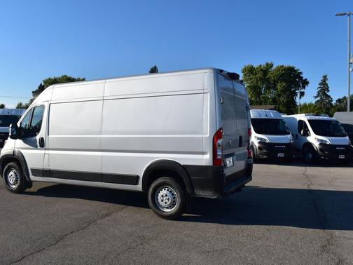 2026 RAM ProMaster 2500 Tradesman