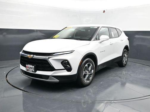 Summit White 2025 Chevrolet Blazer 2LT