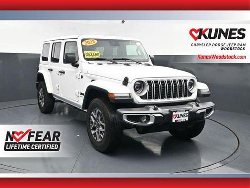 Bright White Clearcoat 2025 Jeep Wrangler 4-Door Sahara 4x4