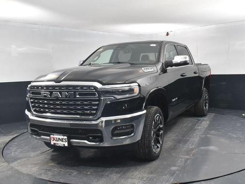 Diamond Black Crystal Pearlcoat 2026 RAM 1500 Longhorn