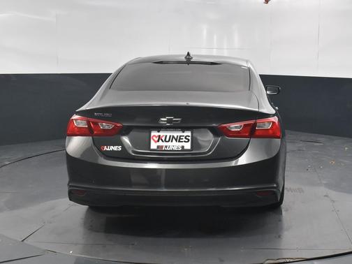 2016 Chevrolet Malibu 1LT