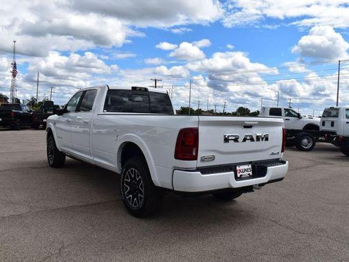 Bright White Clearcoat 2026 RAM 3500 Longhorn