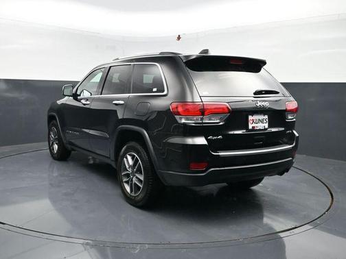 Diamond Black Crystal Pearlcoat 2020 Jeep Grand Cherokee Limited