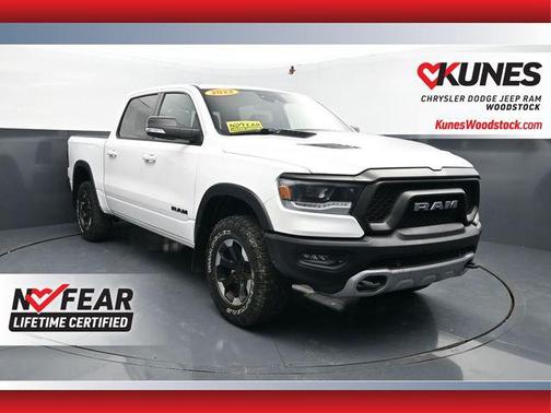 Bright White Clearcoat 2022 RAM 1500 Rebel