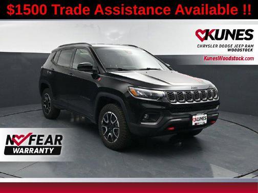 Diamond Black Crystal Pearlcoat 2026 Jeep Compass Trailhawk