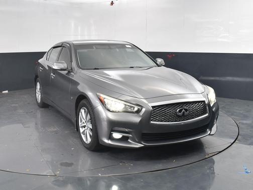 2015 INFINITI Q50 Premium