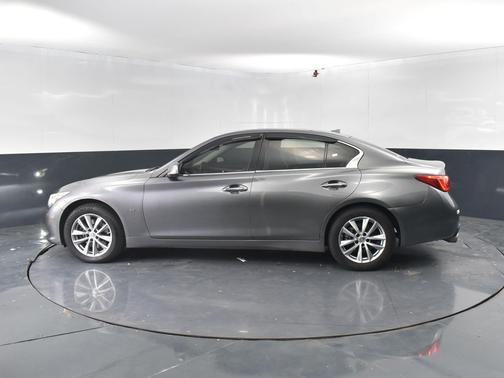 2015 INFINITI Q50 Premium