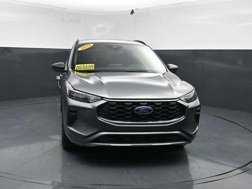 Carbonized Gray Metallic 2024 Ford Escape ST-Line