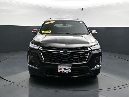 Mosaic Black Metallic 2023 Chevrolet Traverse Premier