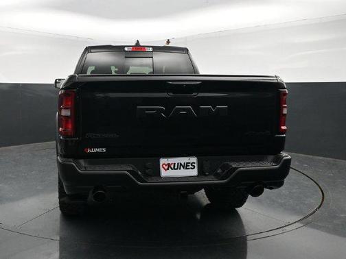 Diamond Black Crystal Pearlcoat 2027 RAM 1500 Rebel