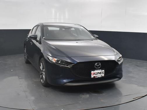 2024 Mazda Mazda3 FWD w/Preferred Package