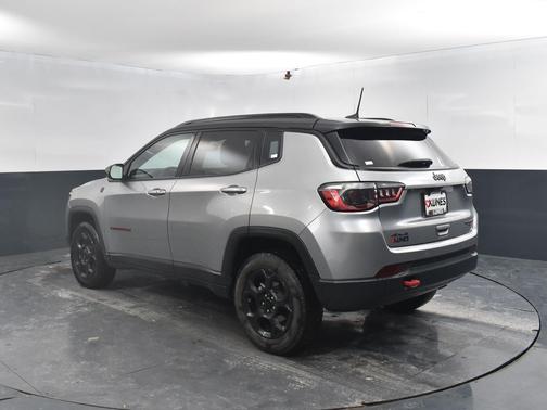 2023 Jeep Compass Trailhawk