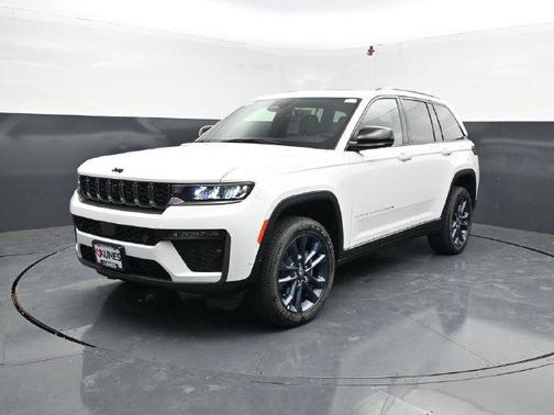 Bright White Clearcoat 2026 Jeep Grand Cherokee Limited