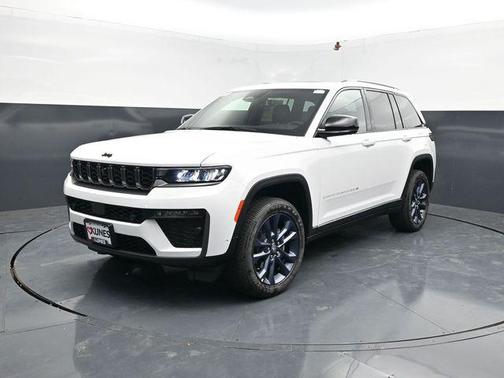 Bright White Clearcoat 2026 Jeep Grand Cherokee Limited