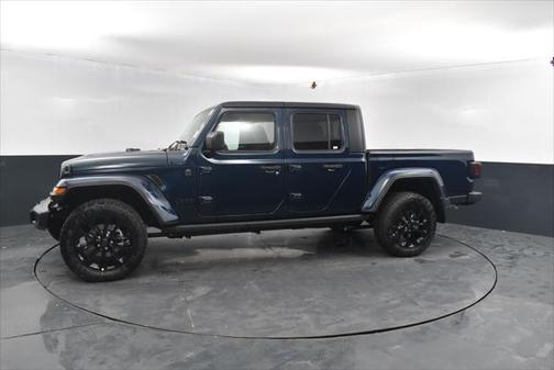 2025 Jeep Gladiator Nighthawk