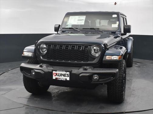 2025 Jeep Gladiator Nighthawk