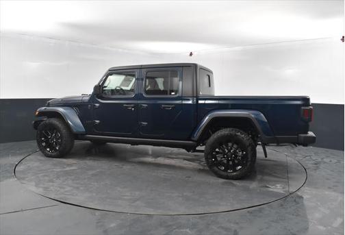 2025 Jeep Gladiator Nighthawk
