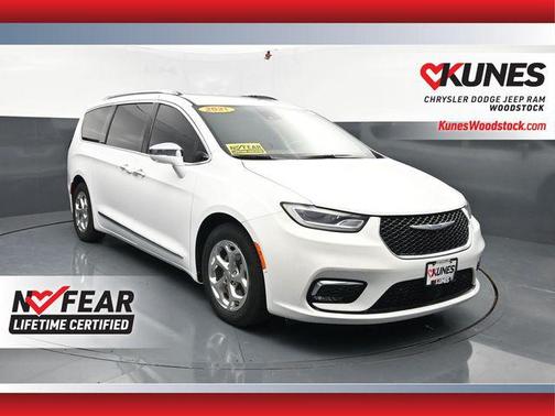 Bright White Clearcoat 2021 Chrysler Pacifica Hybrid Limited