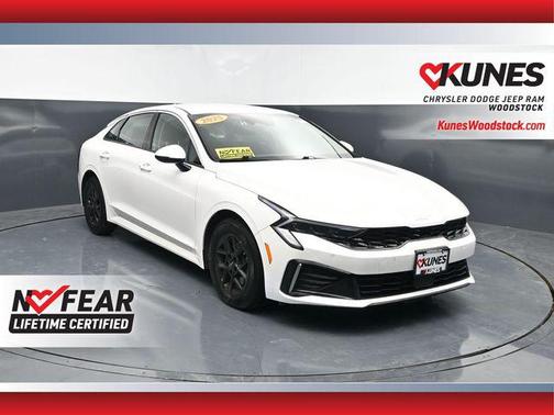 Snow White Pearl 2025 Kia K5 LXS