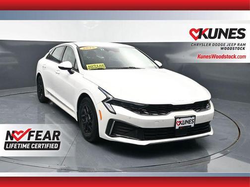 Snow White Pearl 2025 Kia K5 LXS