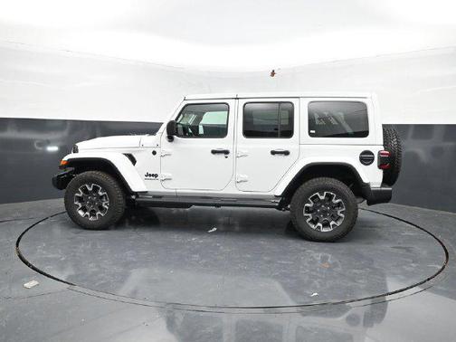 Bright White Clearcoat 2027 Jeep Wrangler Sahara