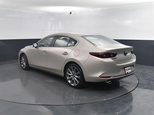 2025 Mazda Mazda3 FWD w/Preferred Package