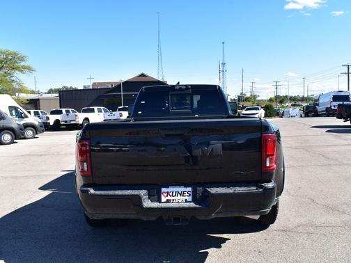 2026 RAM 3500 Limited