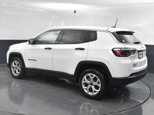 2025 Jeep Compass Sport