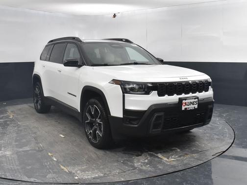 2026 Jeep Cherokee Overland