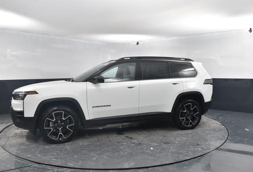 2026 Jeep Cherokee Overland